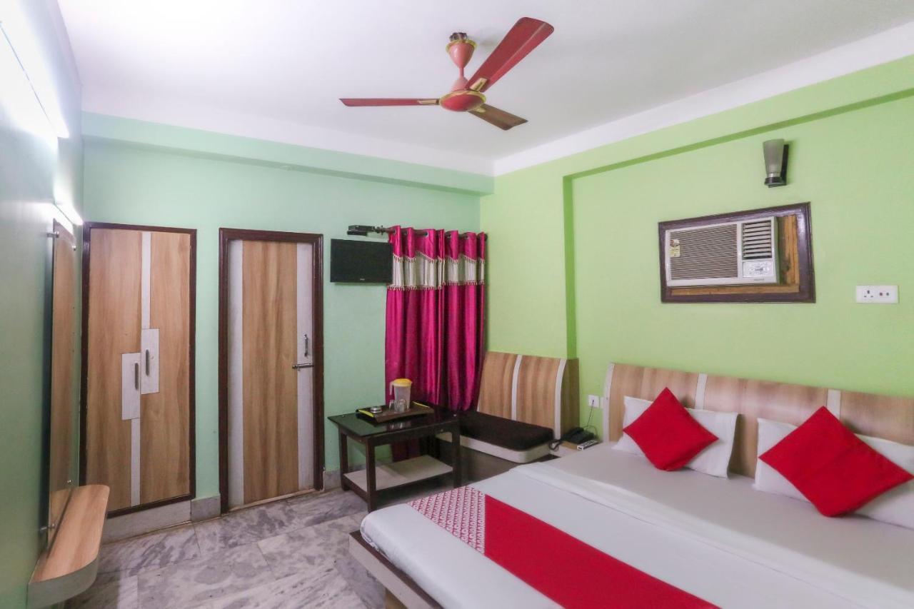 Oyo 60609 Hotel Tanushree Rampurhat Exterior photo